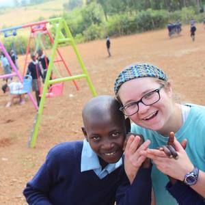 Meet your Posher, Laura